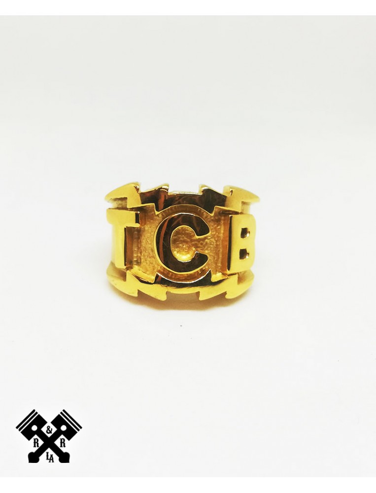 Anillo Acero "TCB" Dorado, vista frontal